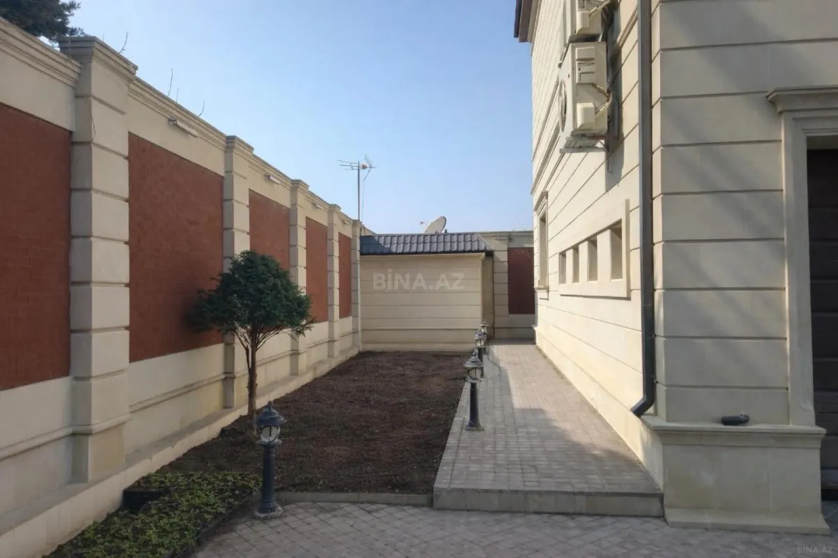 Satılır 6 otaqlı həyət evi 280 m²