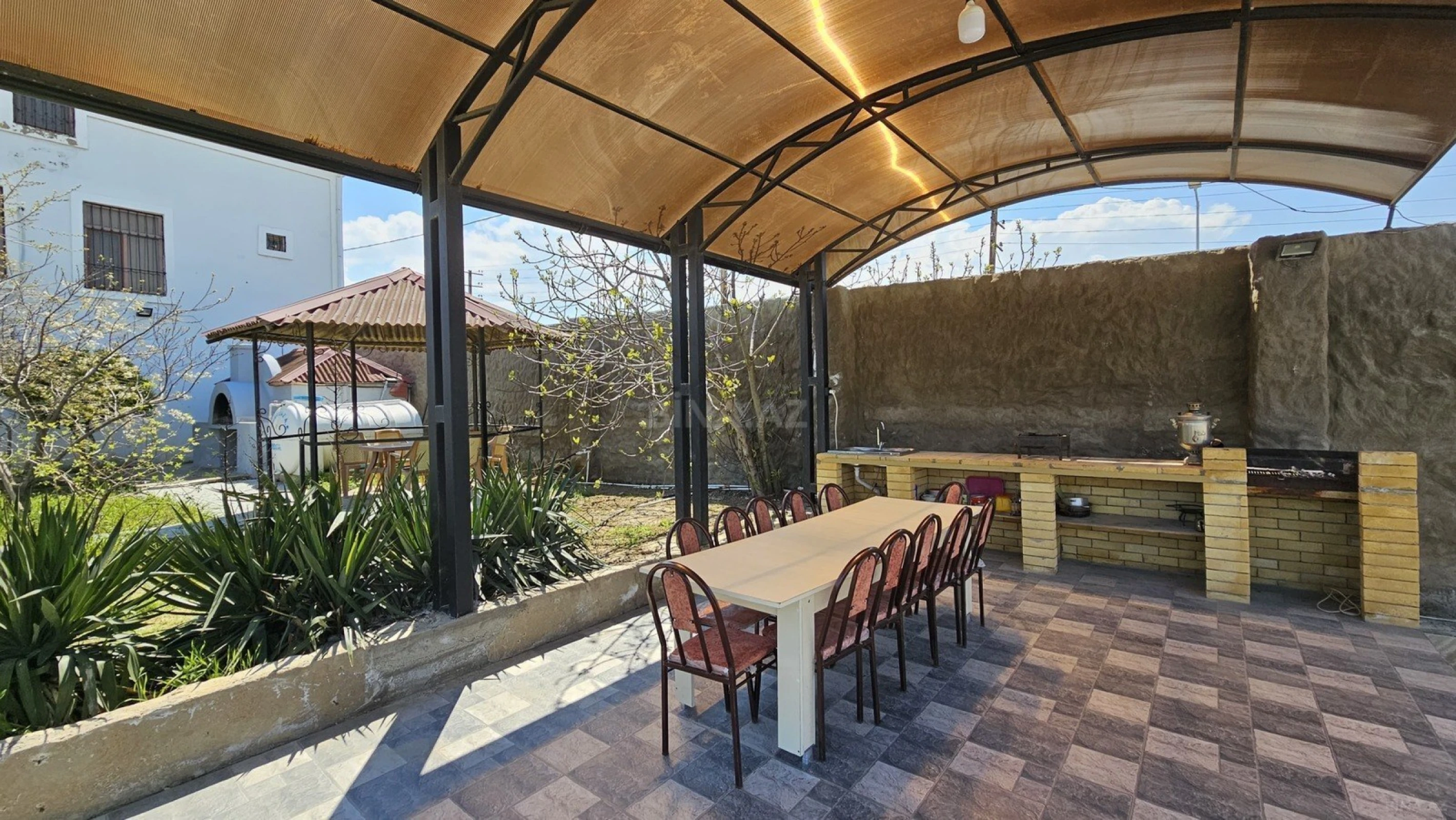 Kirayə verilir 4 otaqlı həyət evi 90 m²