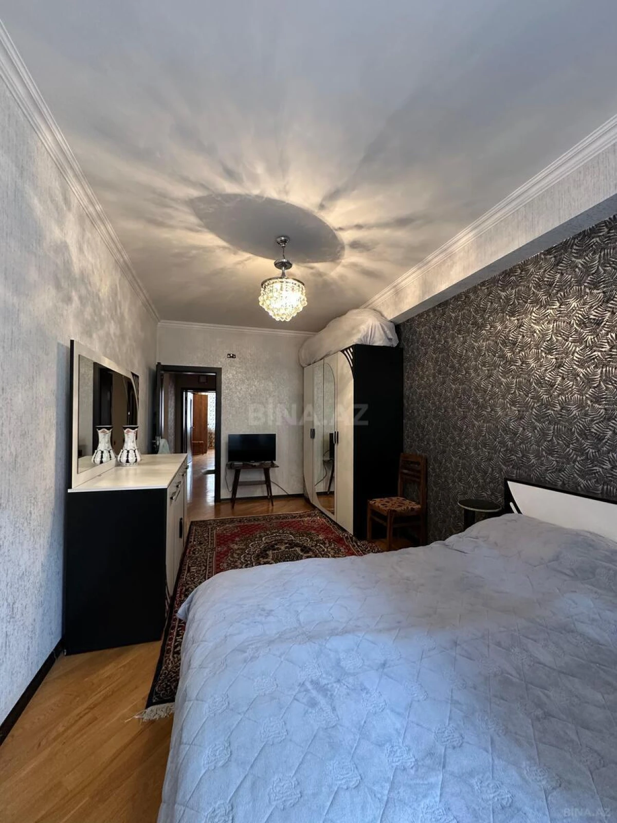 Satılır 3 otaqlı mənzil 125 m²
