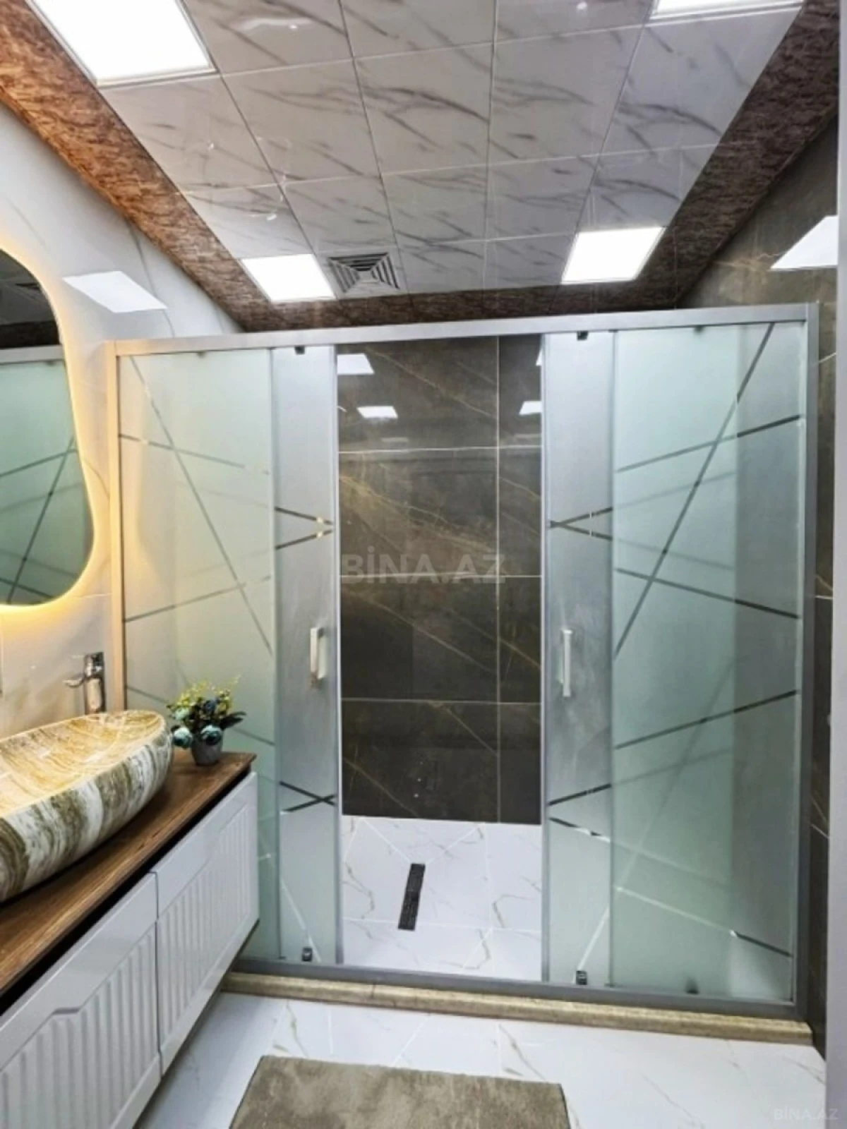 Satılır 3 otaqlı mənzil 106 m²