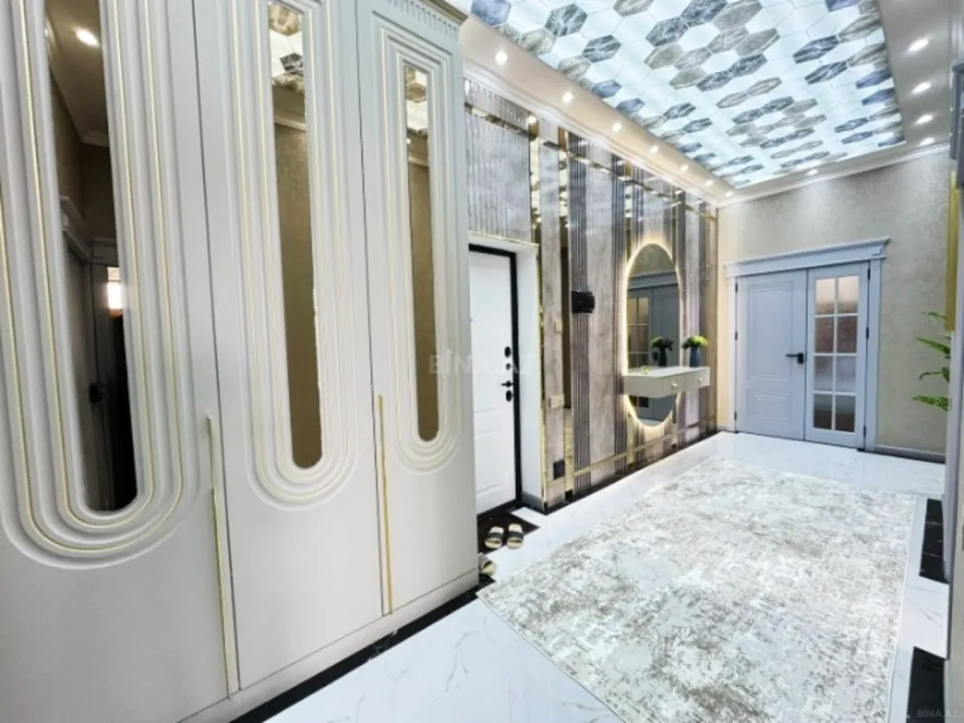 Satılır 3 otaqlı mənzil 106 m²