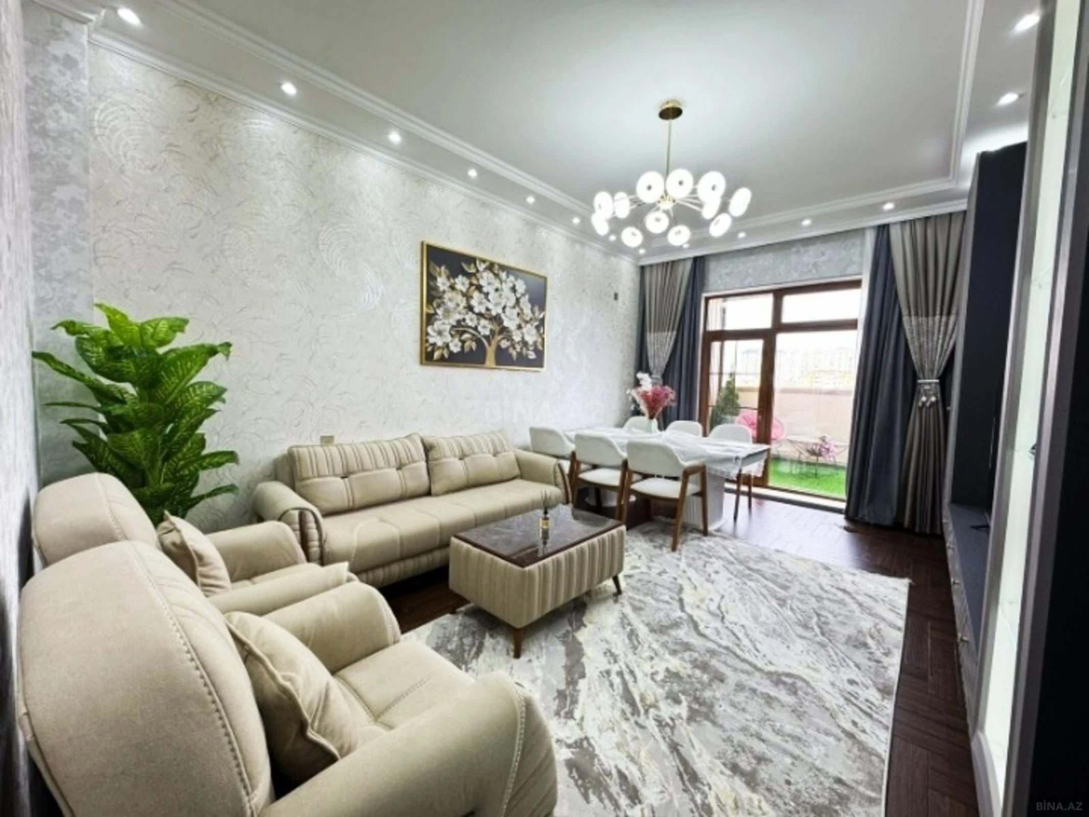 Satılır 3 otaqlı mənzil 106 m²