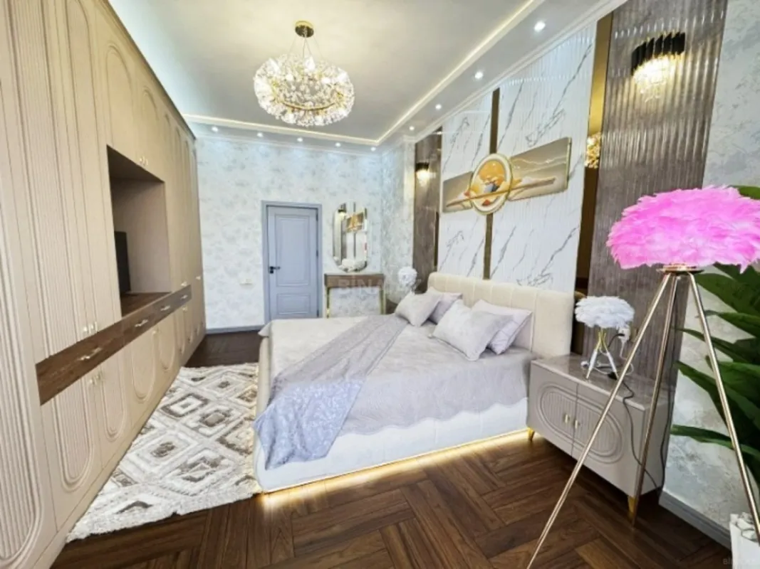 Satılır 3 otaqlı mənzil 106 m²