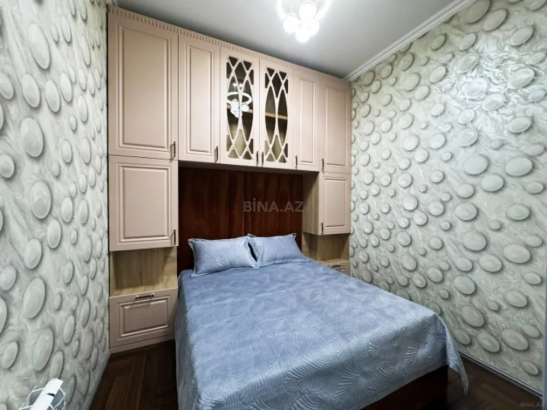 Satılır 3 otaqlı mənzil 106 m²