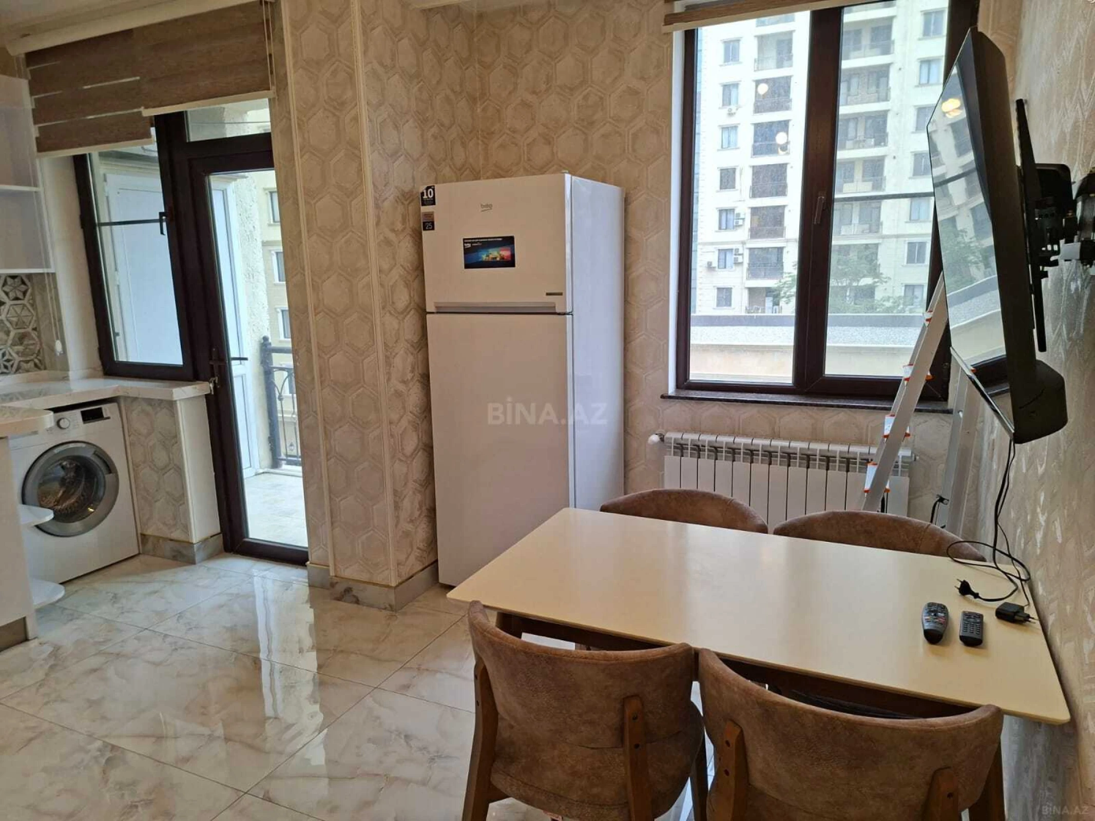 Satılır 2 otaqlı mənzil 79 m²