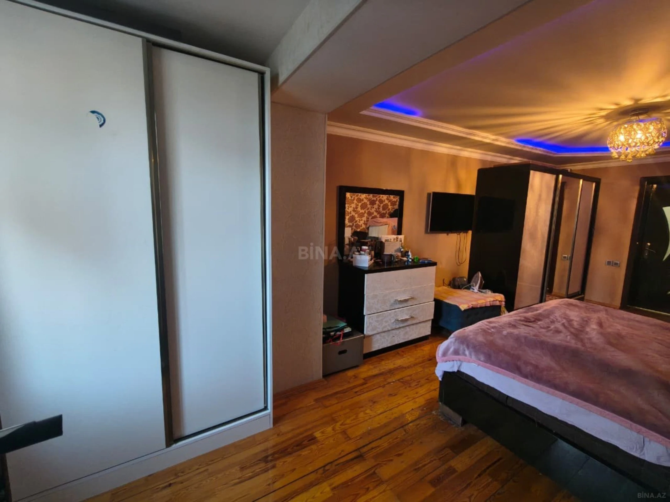 Satılır 3 otaqlı mənzil 70 m²