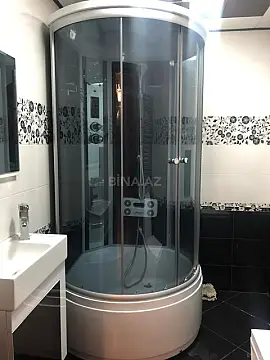 Kirayə verilir 3 otaqlı mənzil 170 m²