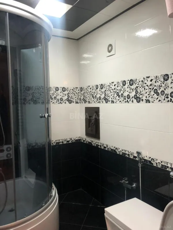 Kirayə verilir 3 otaqlı mənzil 170 m²