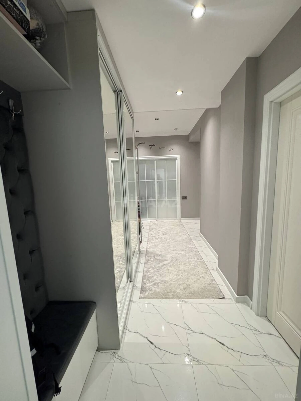 Satılır 3 otaqlı mənzil 83 m²
