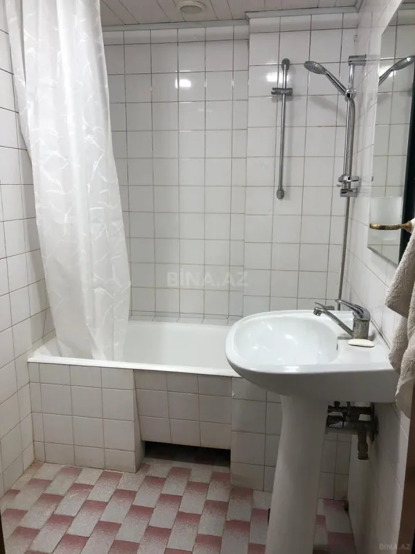 Kirayə verilir 3 otaqlı mənzil 90 m²