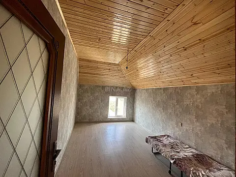 Satılır 5 otaqlı həyət evi 180 m²