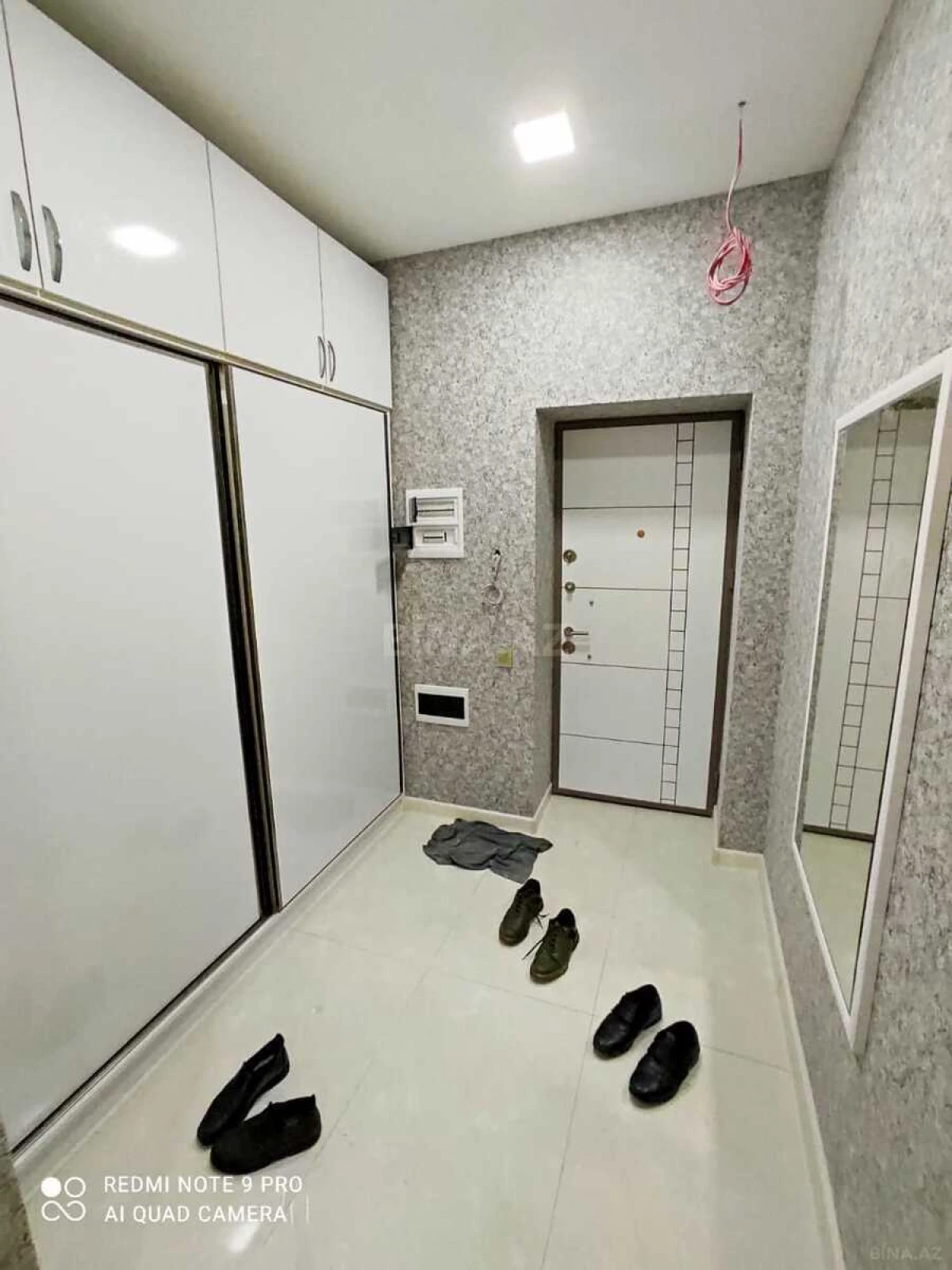 Kirayə verilir 2 otaqlı mənzil 100 m²