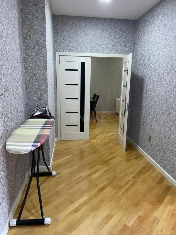 Kirayə verilir 2 otaqlı mənzil 100 m²