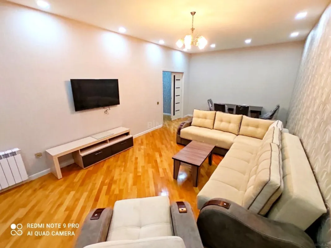 Kirayə verilir 2 otaqlı mənzil 100 m²