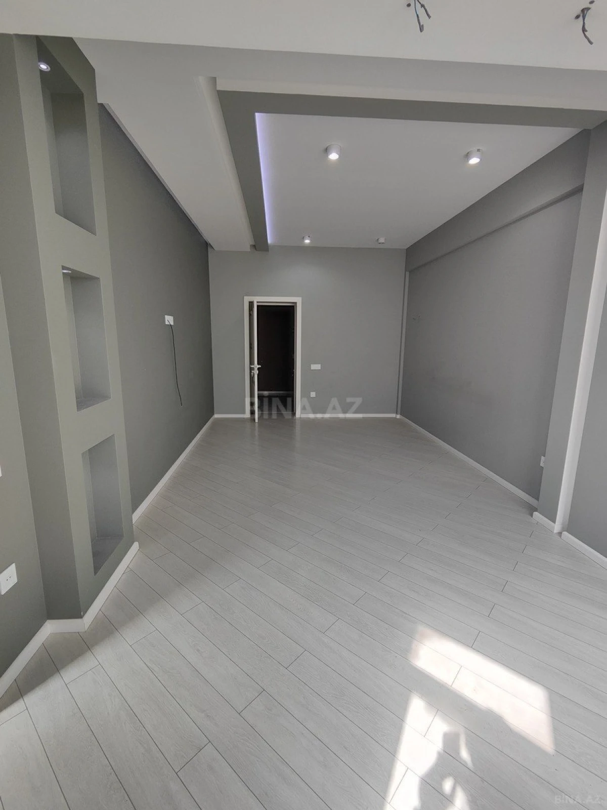 Satılır 2 otaqlı mənzil 65 m²