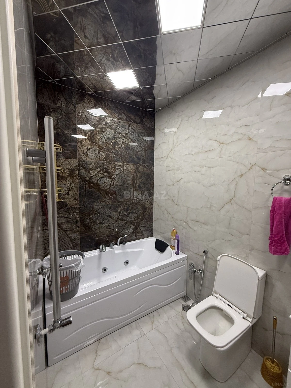 Satılır 4 otaqlı mənzil 173 m²