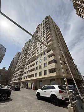 Satılır 4 otaqlı mənzil 173 m² — Bakı 4 otaq 173.00 m²