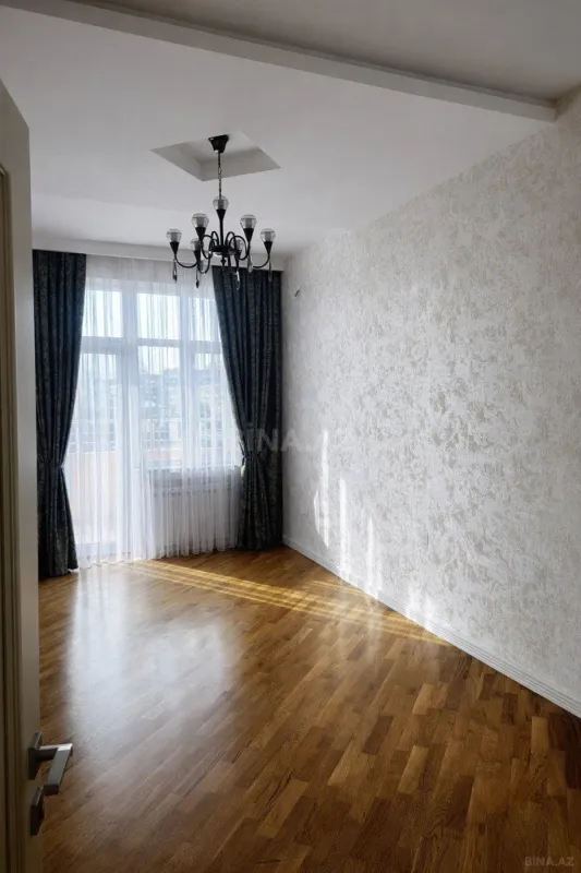 Satılır 3 otaqlı mənzil 100 m²