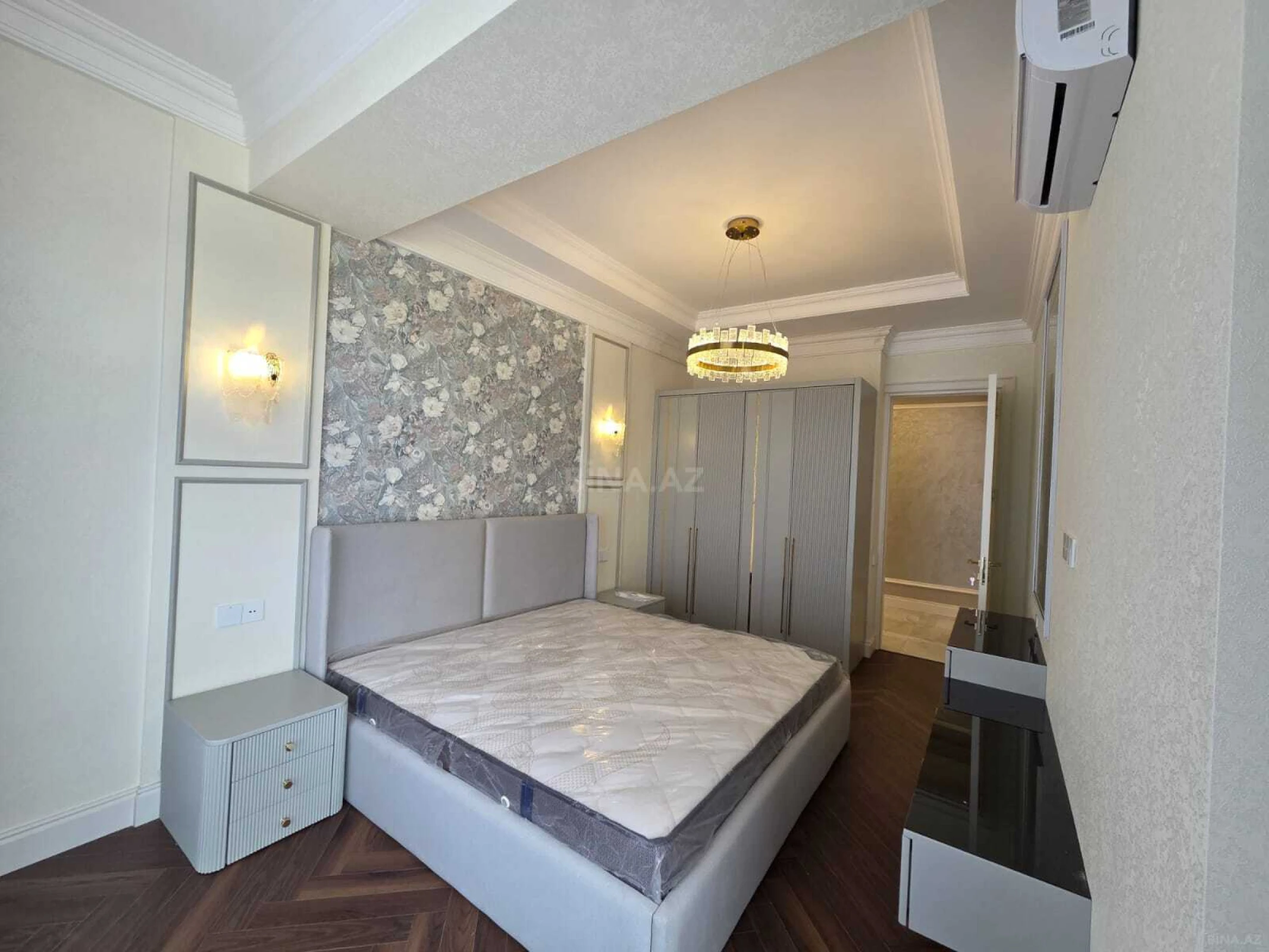 Kirayə verilir 3 otaqlı mənzil 115 m²