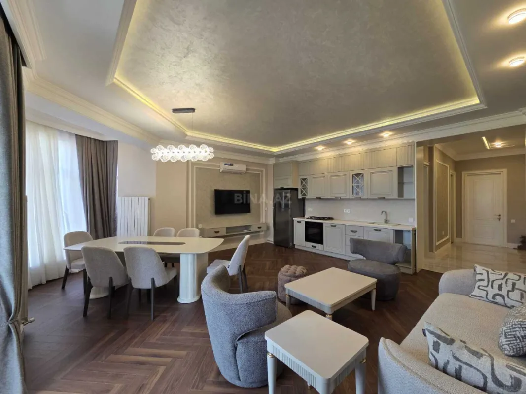 Kirayə verilir 3 otaqlı mənzil 115 m²