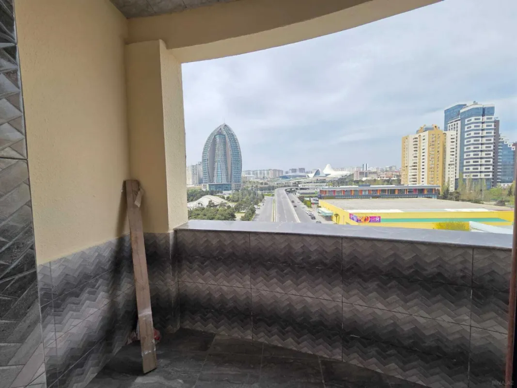 Kirayə verilir 3 otaqlı mənzil 115 m²