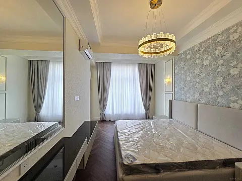 Kirayə verilir 3 otaqlı mənzil 115 m²