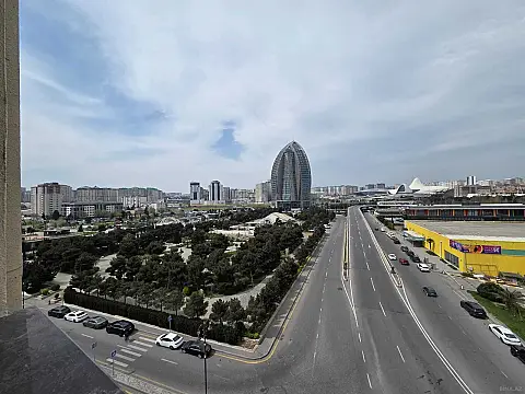 Kirayə verilir 3 otaqlı mənzil 115 m²