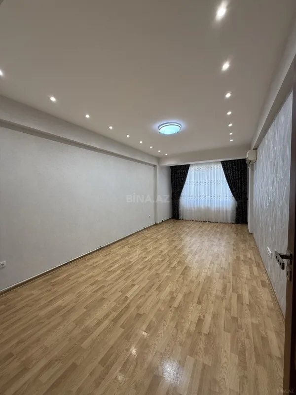 Satılır 2 otaqlı mənzil 68 m²
