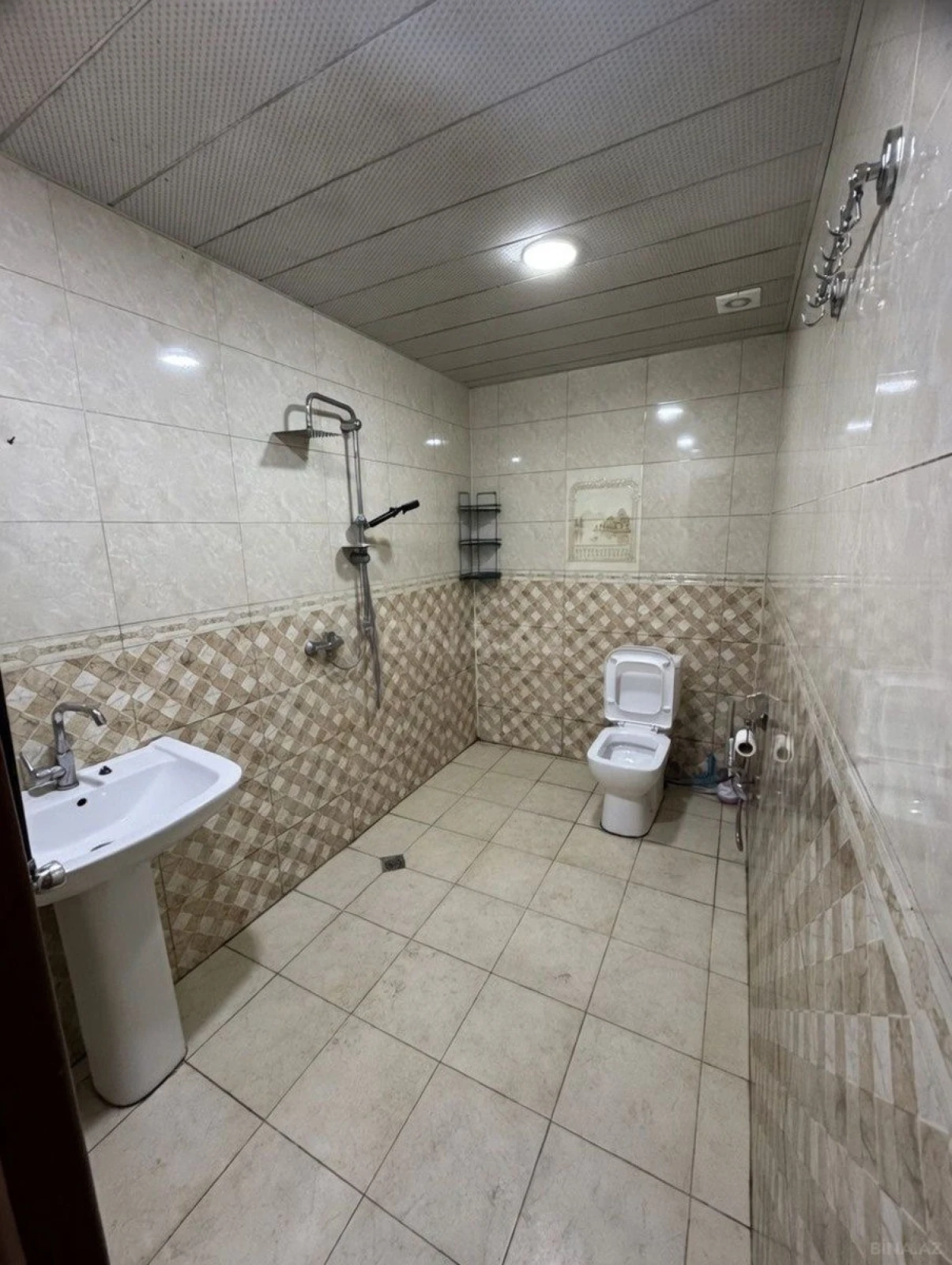 Satılır 2 otaqlı mənzil 80 m²