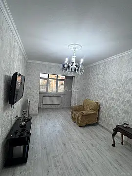 Satılır 2 otaqlı mənzil 65 m² — Bakı, Həzi Aslanov qəs. 2 otaq 65.00 m²