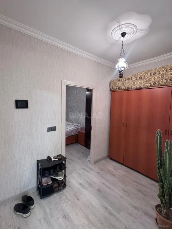 Satılır 2 otaqlı mənzil 65 m²