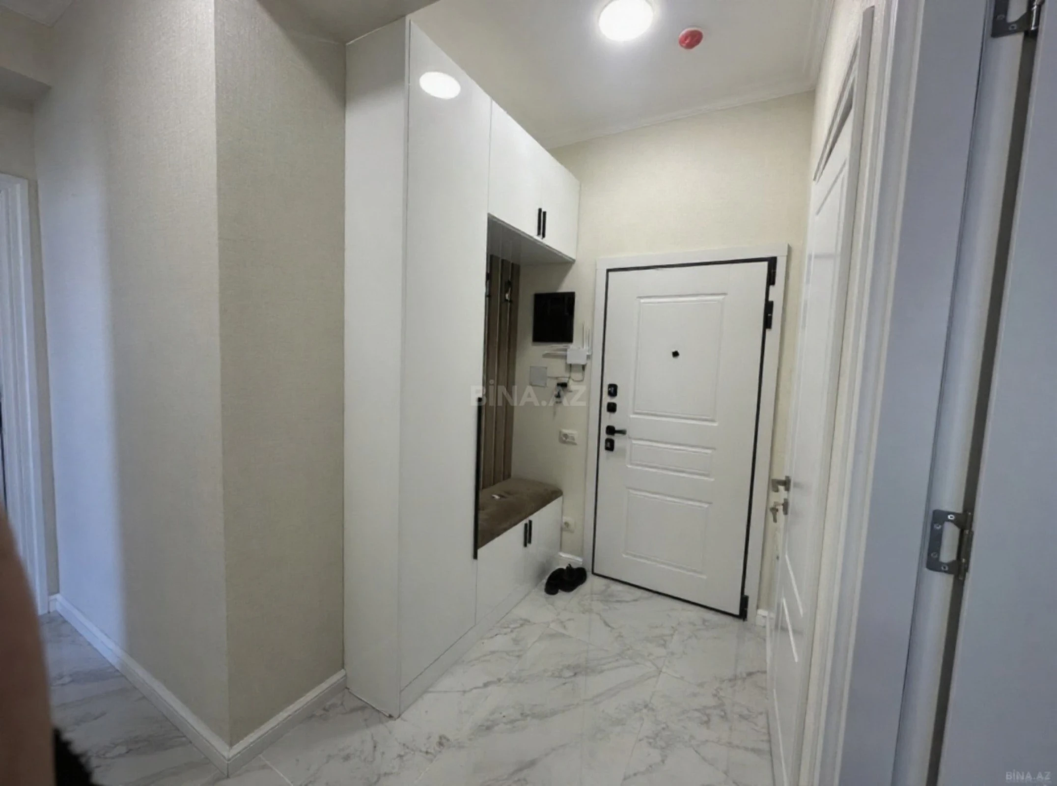 Kirayə verilir 3 otaqlı mənzil 75 m²