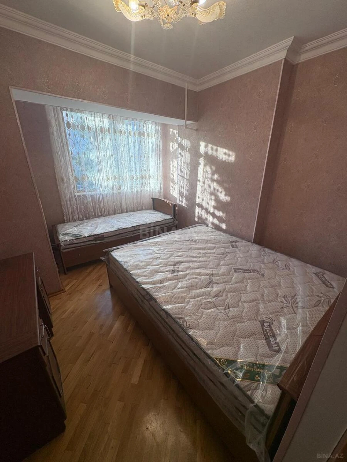 Kirayə verilir 2 otaqlı mənzil 45 m²