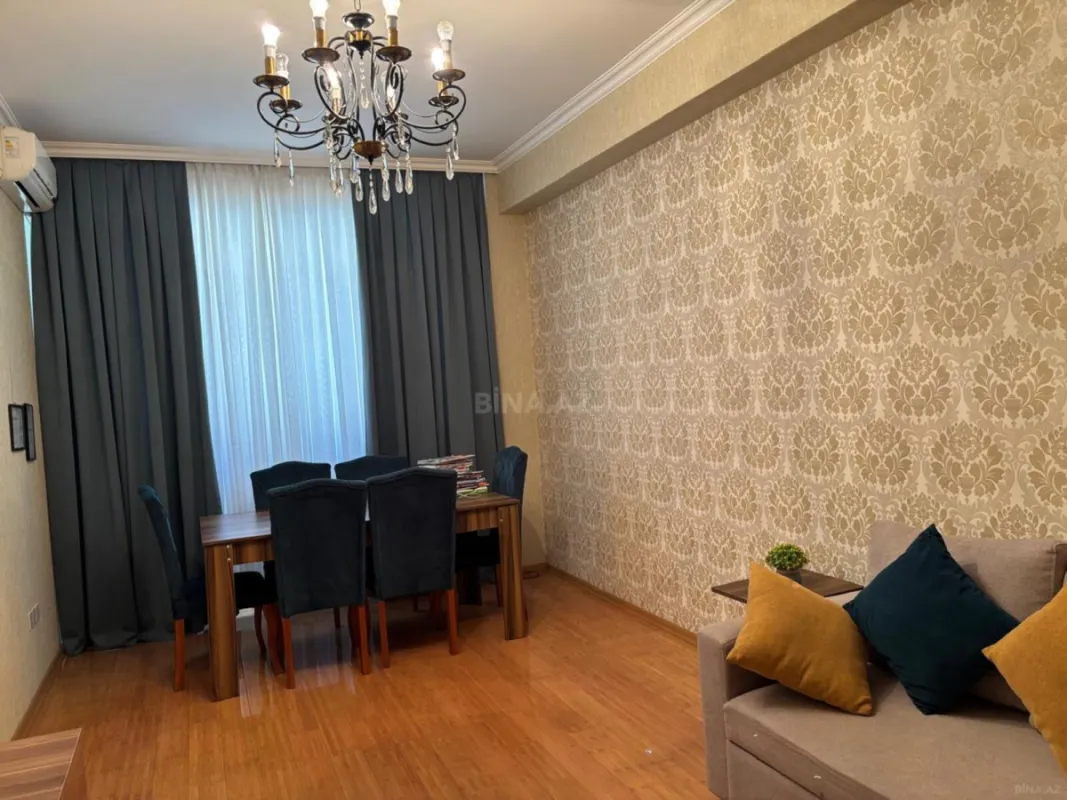 Satılır 2 otaqlı mənzil 62 m²