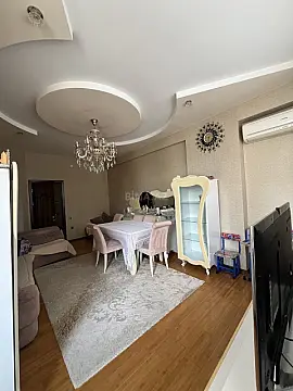 Satılır 3 otaqlı mənzil 107 m²