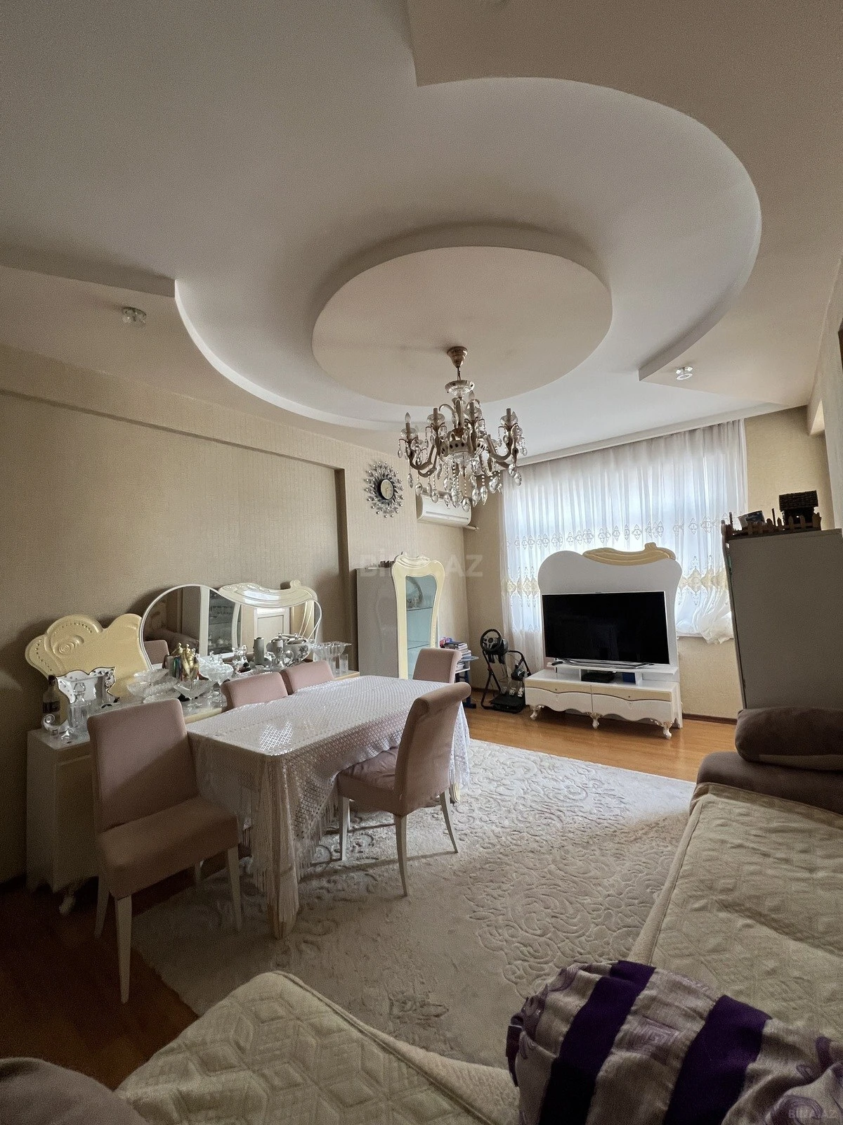 Satılır 3 otaqlı mənzil 107 m²