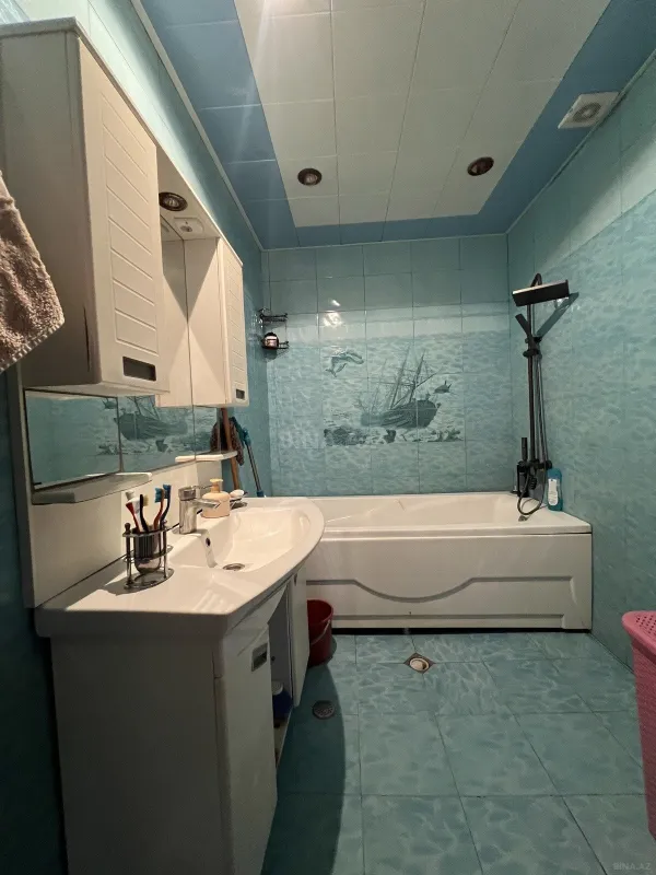 Satılır 3 otaqlı mənzil 107 m²