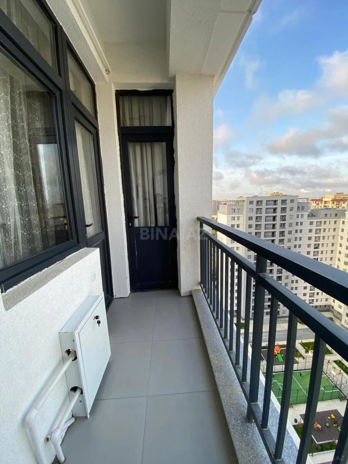 Kirayə verilir 2 otaqlı mənzil 49 m²