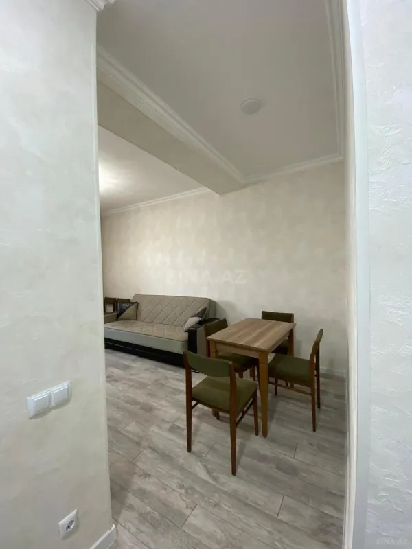 Kirayə verilir 2 otaqlı mənzil 49 m²