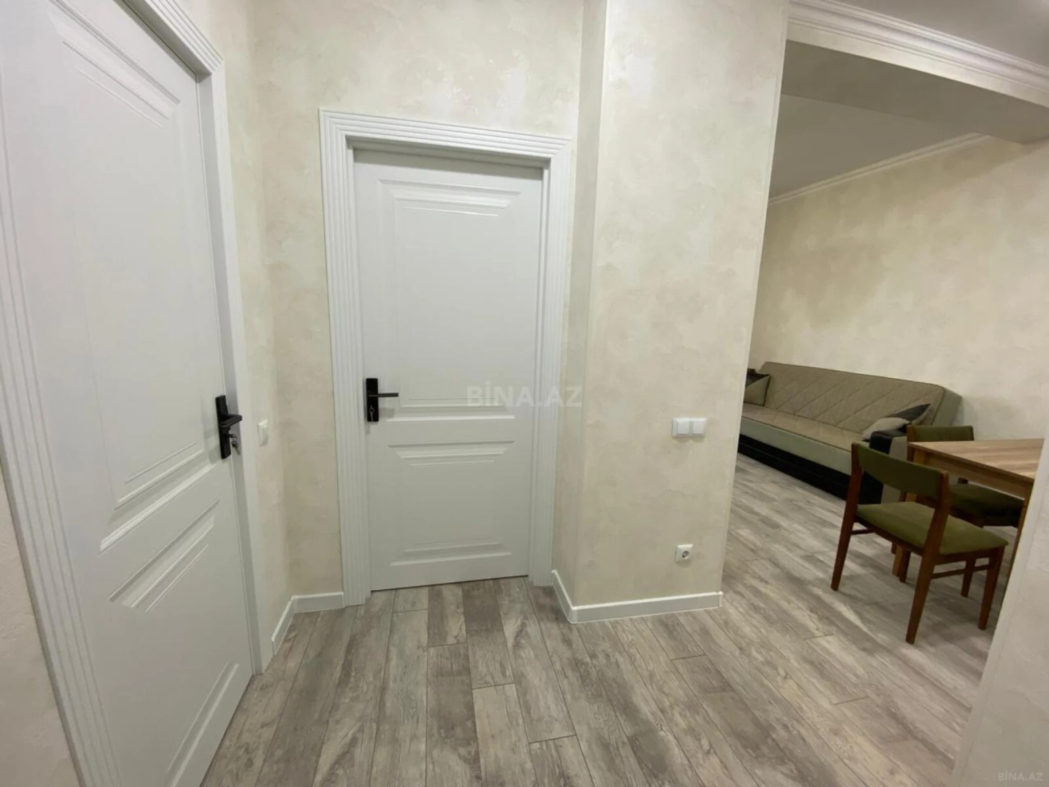 Kirayə verilir 2 otaqlı mənzil 49 m²