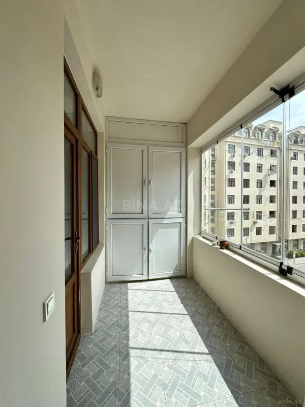 Kirayə verilir 3 otaqlı mənzil 110 m²