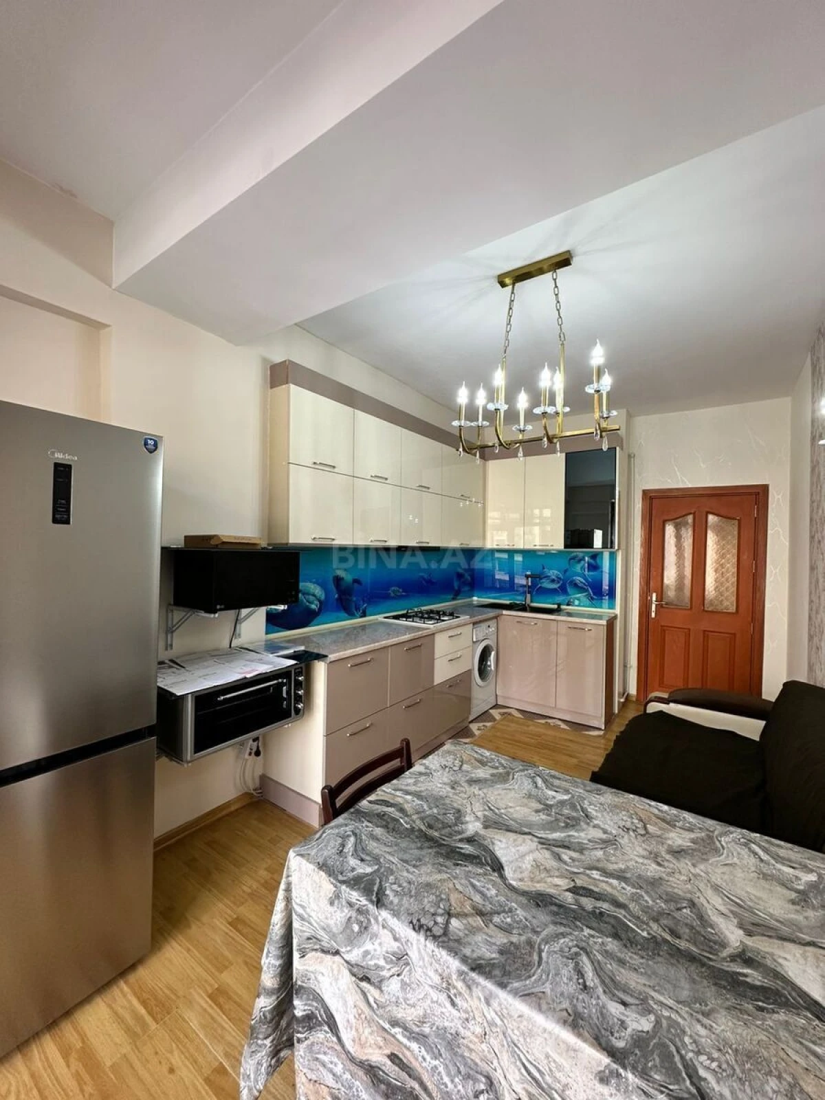 Kirayə verilir 3 otaqlı mənzil 110 m²