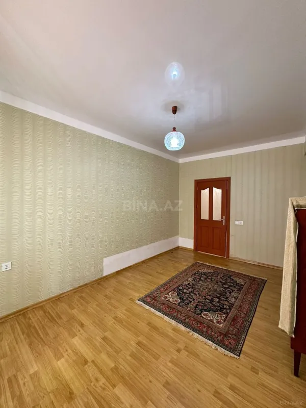 Kirayə verilir 3 otaqlı mənzil 110 m²