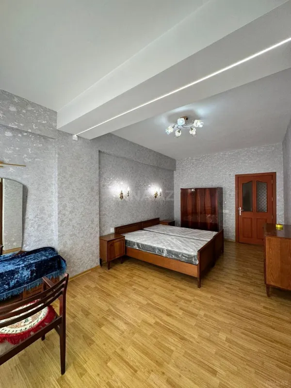 Kirayə verilir 3 otaqlı mənzil 110 m²