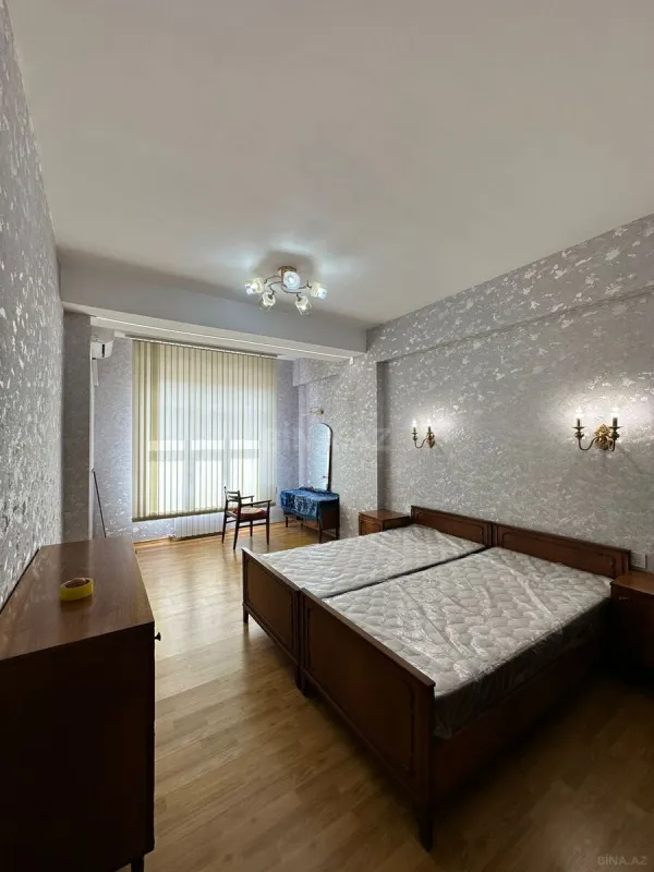 Kirayə verilir 3 otaqlı mənzil 110 m²
