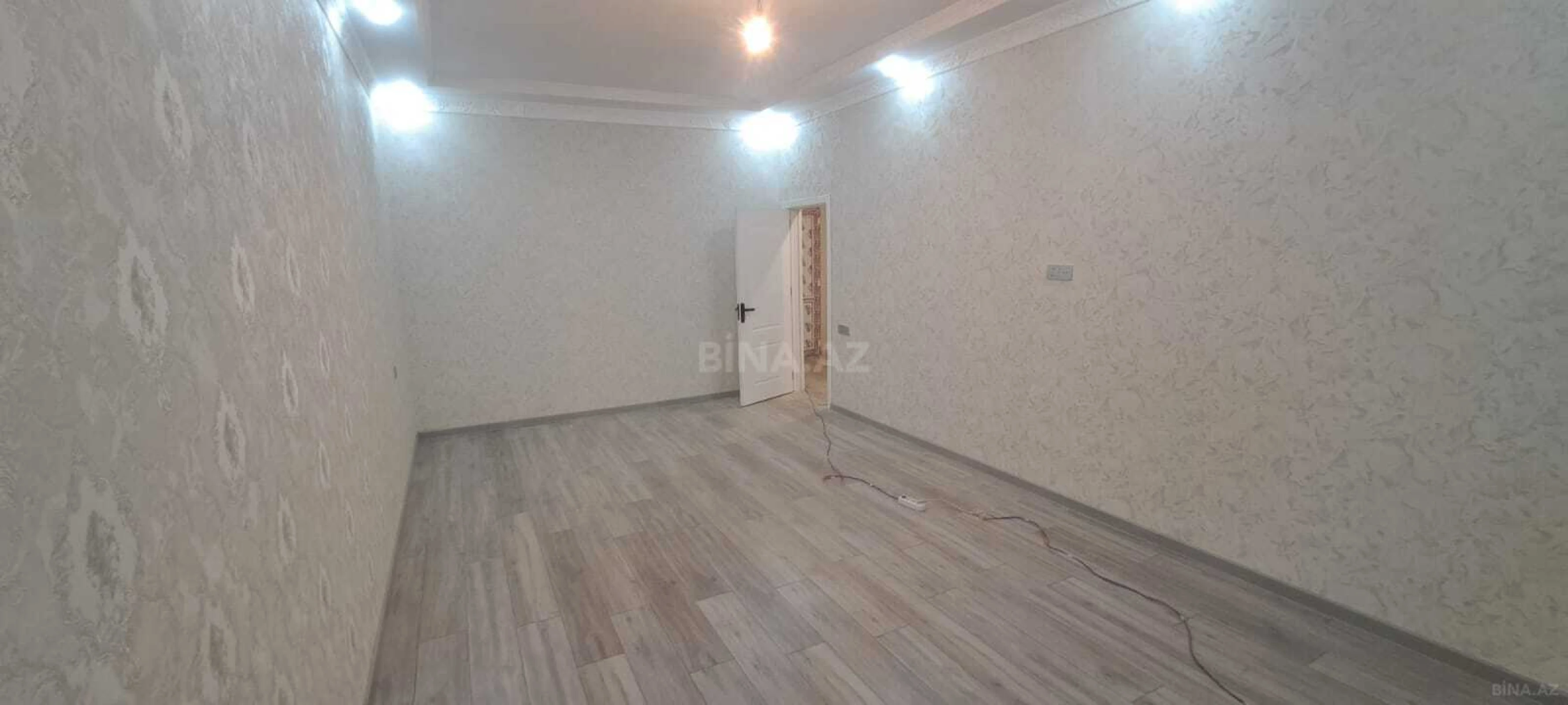 Satılır 4 otaqlı həyət evi 120 m²