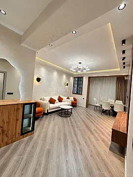 Satılır 2 otaqlı mənzil 82 m² — Bakı, Həzi Aslanov qəs. 2 otaq 82.00 m²