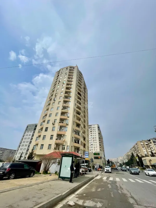 Satılır 2 otaqlı mənzil 70 m²