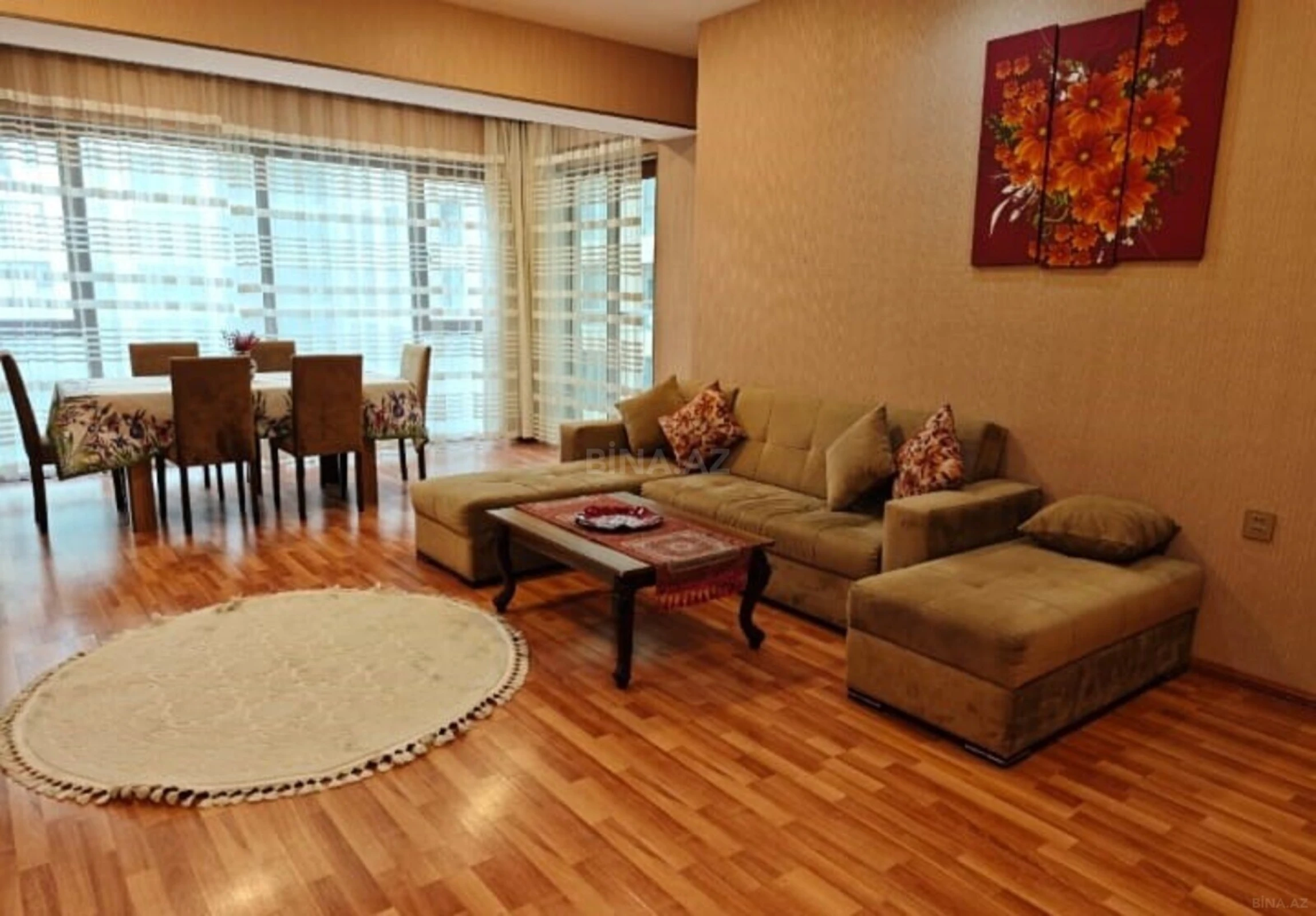 Satılır 3 otaqlı mənzil 115 m²