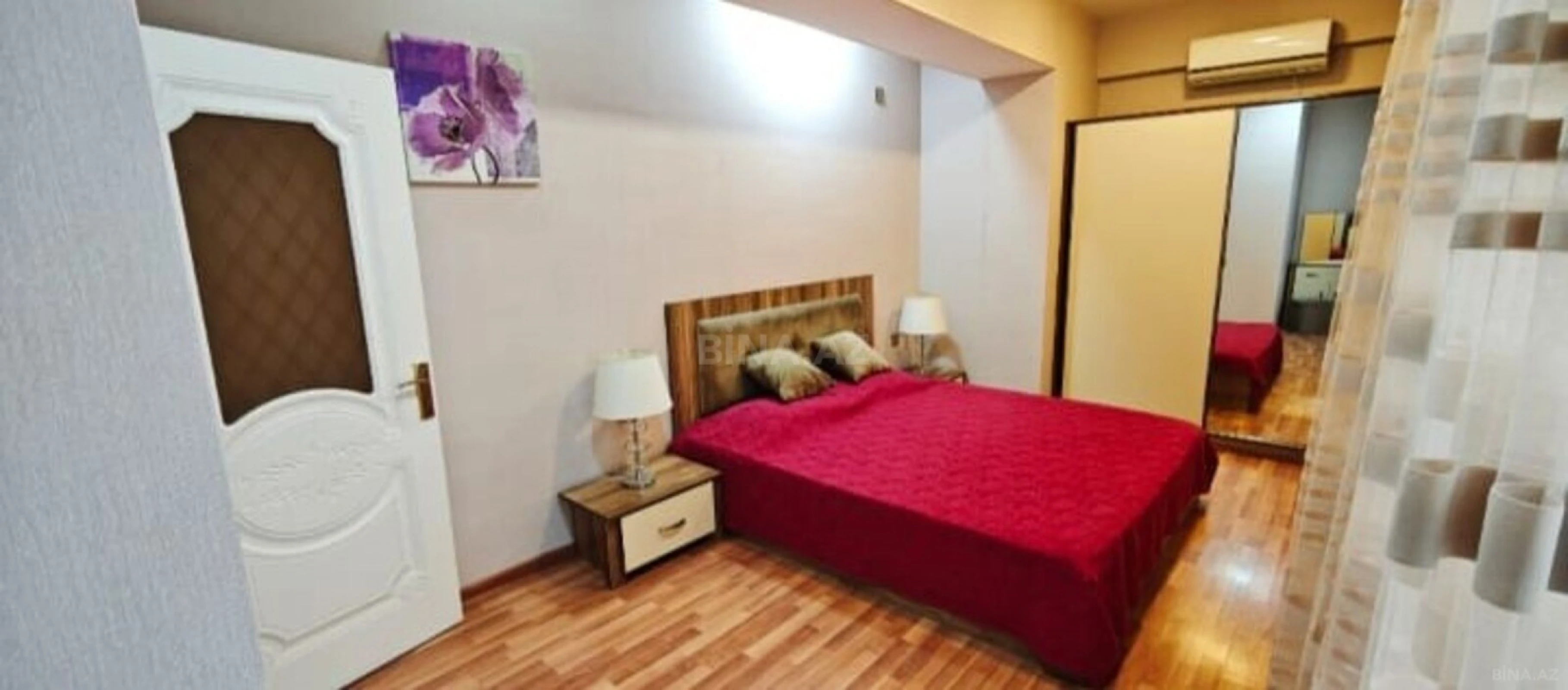 Satılır 3 otaqlı mənzil 115 m²